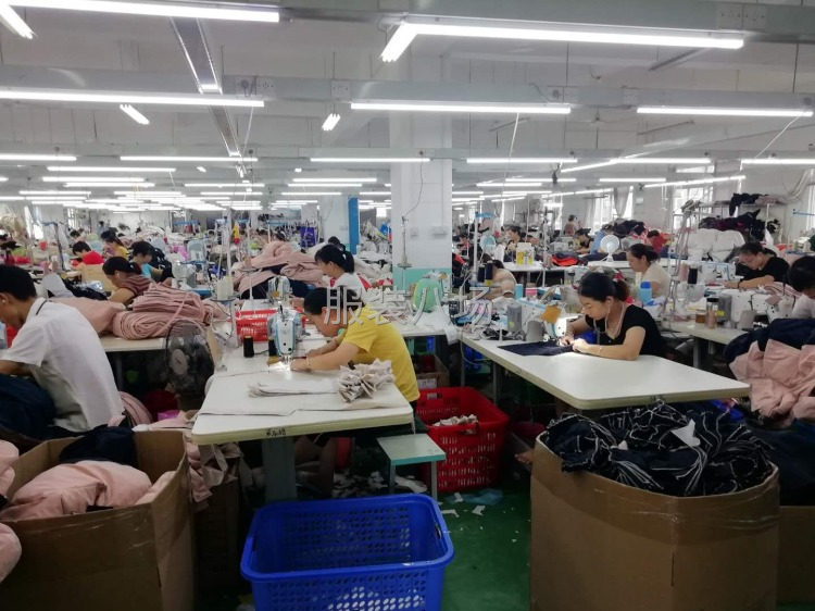 本公司承接男女装加工，来图来版，包工包料加工。-第2张图片