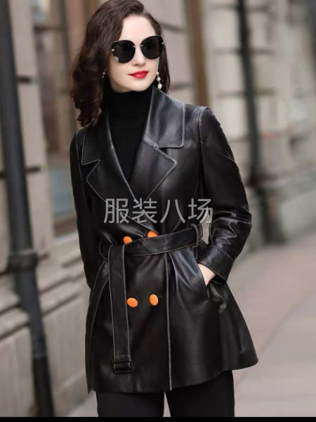 汉派品牌女装 工厂一手货源 批发-第1张图片