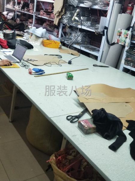 招整件車位四個，夫妻對最好-第1張圖片