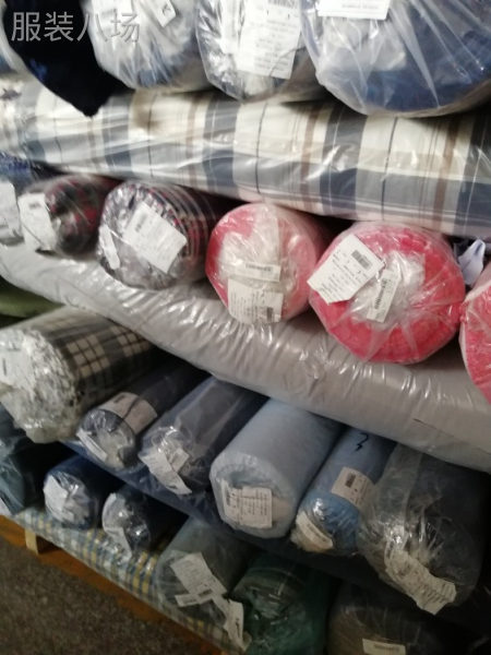 常年高价回收工厂一切库存衣服面料辅料真丝化纤棉都可以衣服四季-第4张图片