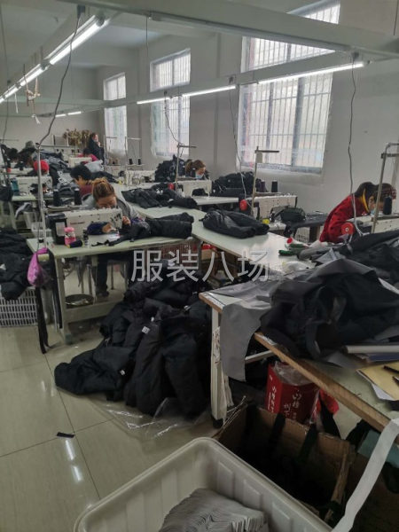 承接各种棉衣   风衣  夹克  家居服等梭织加工厂-第3张图片