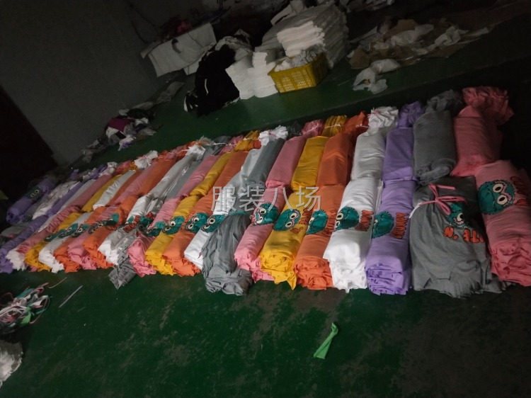 20人加工厂接单，主干市场女装-第1张图片