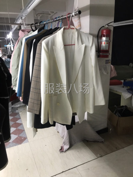 招服装整件车工。半精品质量。网店货-第2张图片