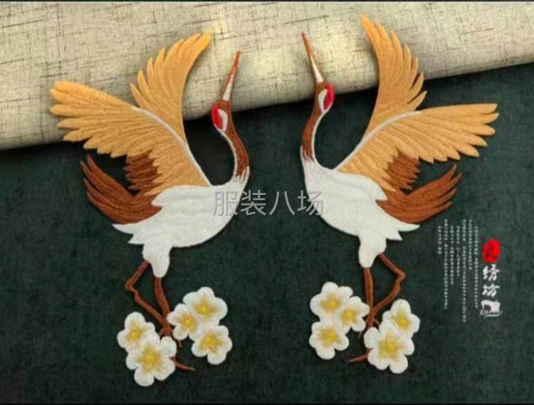 承接电脑刺绣摇绳珠片钉珠等加工-第1张图片
