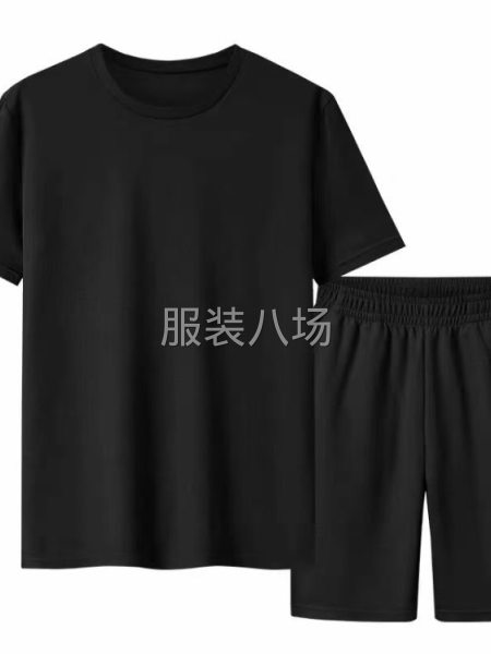 批发运动服1.3万件-第2张图片