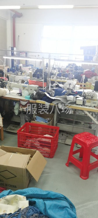 桃乐丝女装工作室招小烫一名-第2张图片