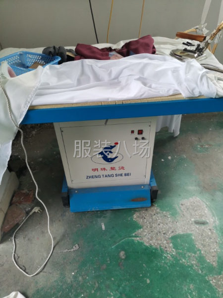 开厂用的大吊扇，货架，，裁床，烫台，烫炉，白菜价拿走-第4张图片