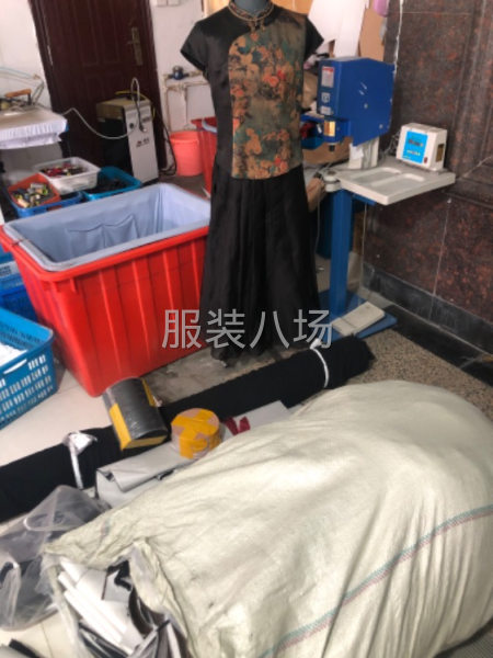 尋找長期合作客戶，網(wǎng)店，女式時裝，漢服等。杭宇制衣-第9張圖片