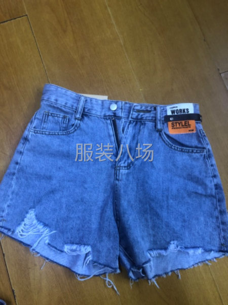 承接女装牛仔裤，短裤，长裙-第4张图片