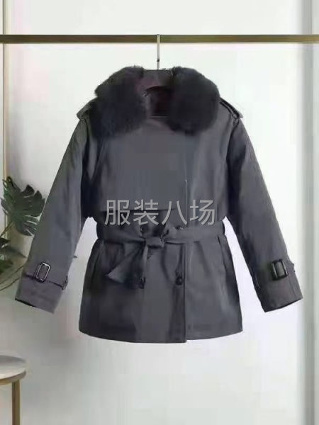 工厂老板跑路，等钱发工资，低价处理，派克服棉服三个颜色黑色，-第1张图片
