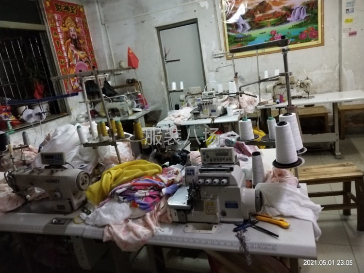 专做女装连衣裙，需要长期合作老板，单要大-第1张图片