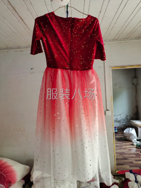 1千件连衣裙外发-第2张图片