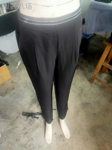 本厂专业生产女裤，专供各大连锁，货源充足，款式简单-第1张图片