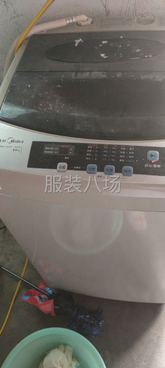 一台9成新全自动美的8公斤洗衣机低价转-第1张图片
