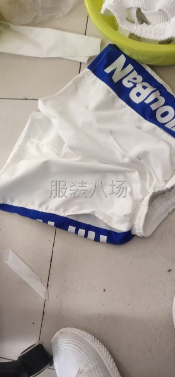 招熟练缝纫工数名包吃包住-第1张图片