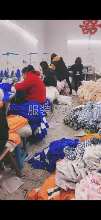 急招熟练靠边工  主做打底衫-第3张图片