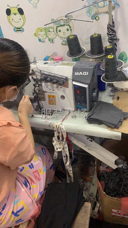 急招熟练靠边工  主做打底衫-第5张图片