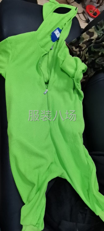 剪抓绒布类的面料-第2张图片