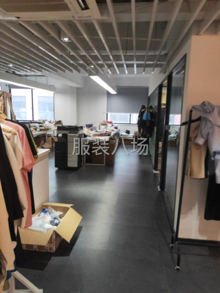 本厂自产自销的网店，工价高。生产生活环境好。-第1张图片