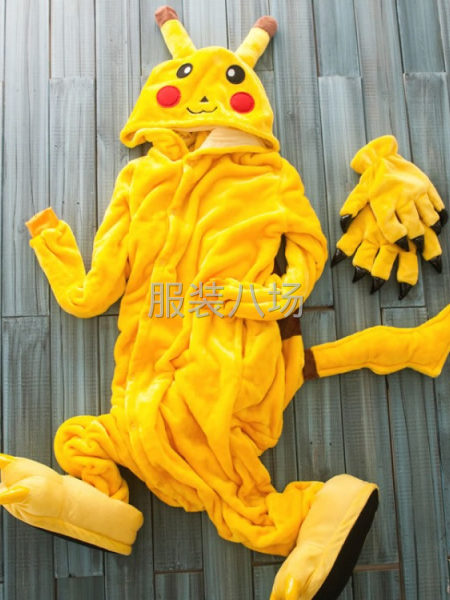 4万8千五百件个性睡衣外发-第1张图片