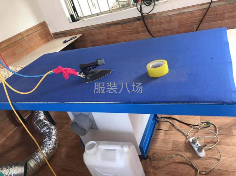 6千瓦鍋爐帶兩個燙熨臺新機(jī)器 就干了3百件活 便宜處理-第2張圖片