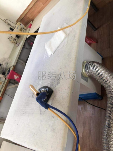 6千瓦鍋爐帶兩個燙熨臺新機(jī)器 就干了3百件活 便宜處理-第4張圖片