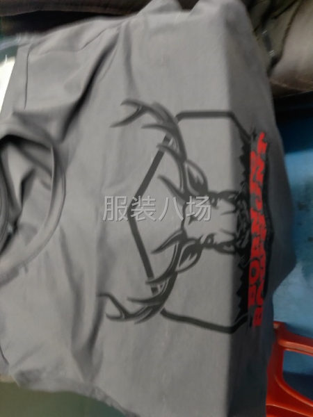 招冚车熟手一名，主要生产园领衫-第1张图片