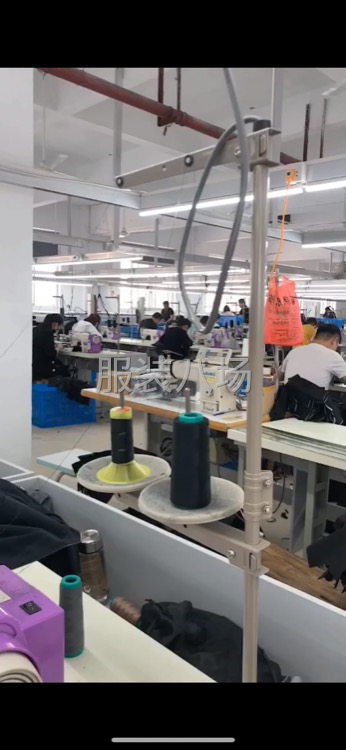 招長(zhǎng)期服裝車位-第1張圖片