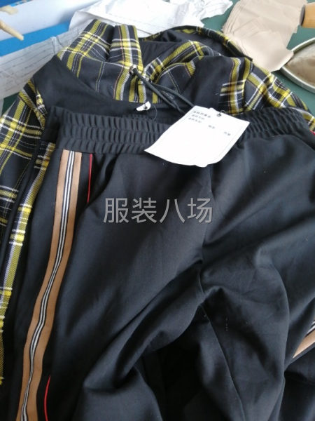 系列针织套装 每款200套左右，单价20到30之间货多！-第4张图片