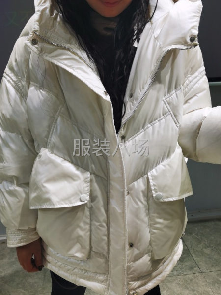5千件女装/羽绒服外发-第1张图片