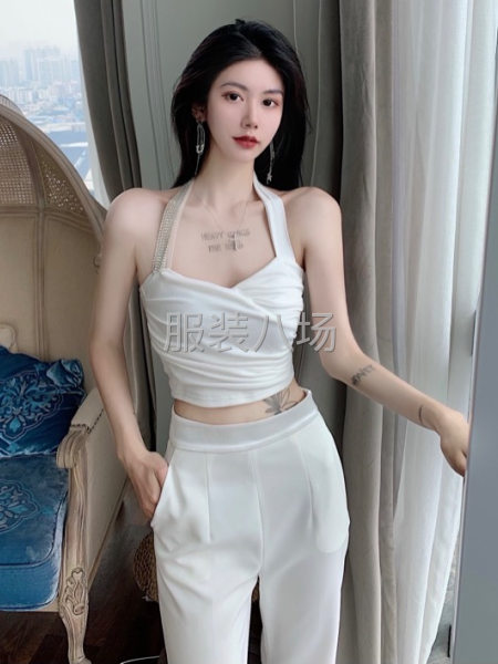 港风模特拍摄-第7张图片