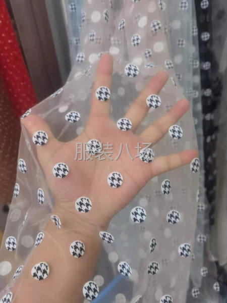 檔口主營(yíng)女裝連衣裙童裙婚紗禮服各種時(shí)尚面料-第4張圖片