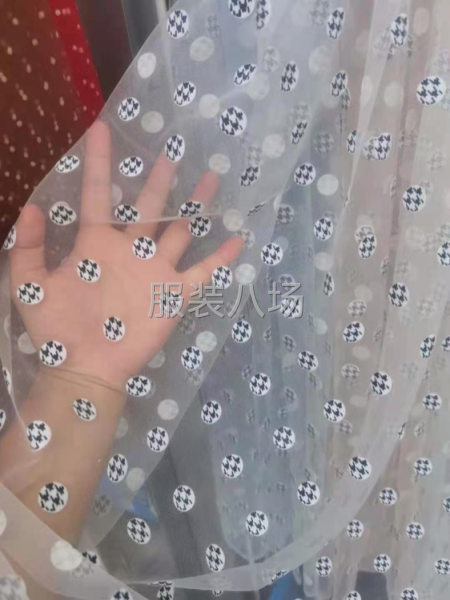 檔口主營(yíng)女裝連衣裙童裙婚紗禮服各種時(shí)尚面料-第3張圖片