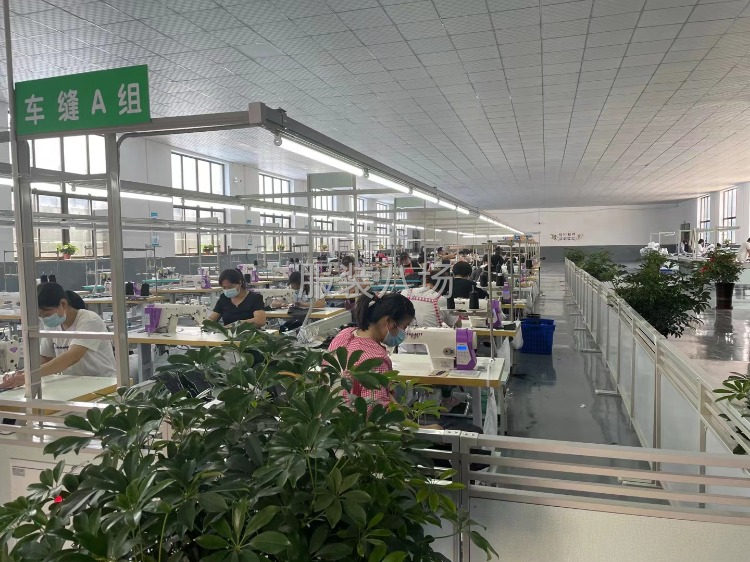 雪中飞童装羽绒服招聘羽绒服数量工30名。-第4张图片