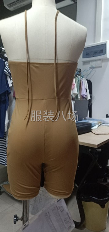 工厂包吃包住外住房补全勤奖-第1张图片