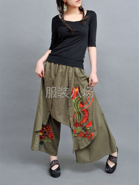 女性情趣内衣设计，春秋装校服设计，服装原创新款设计研发-第2张图片