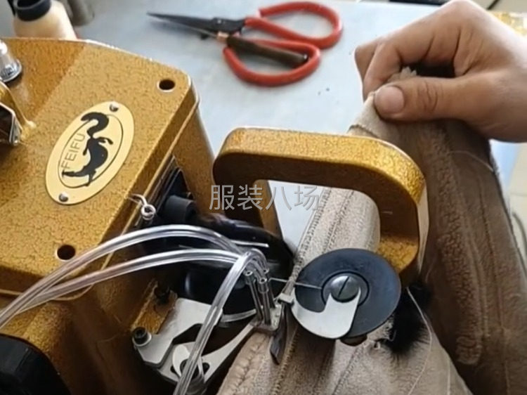 求职专业带组师傅团队裘颗粒衣服金貂绒衣服真毛内胆长期临时均可-第2张图片