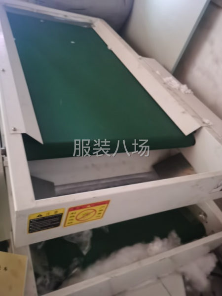 二手轉(zhuǎn)讓出租出售二手轉(zhuǎn)讓充棉機一臺價格電話咨詢-第1張圖片