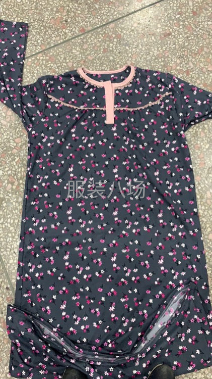 本厂生产外单睡衣睡袍现招：裁床工。纽扣工2组计件货源充-第1张图片