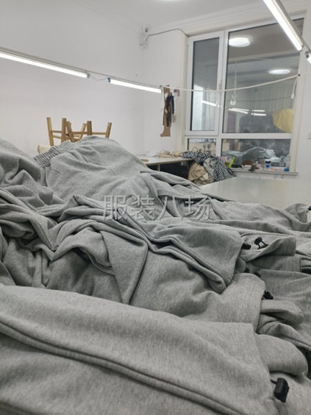 服裝廠 招聘縫紉技工 八一 平機(jī) 雙針-第2張圖片