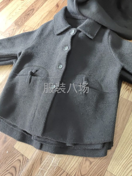 服装锁眼钉扣，学徒也可-第1张图片