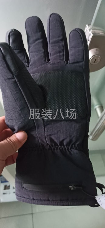 会平车，四针六线拼缝机做手套，棉服，袜子-第1张图片
