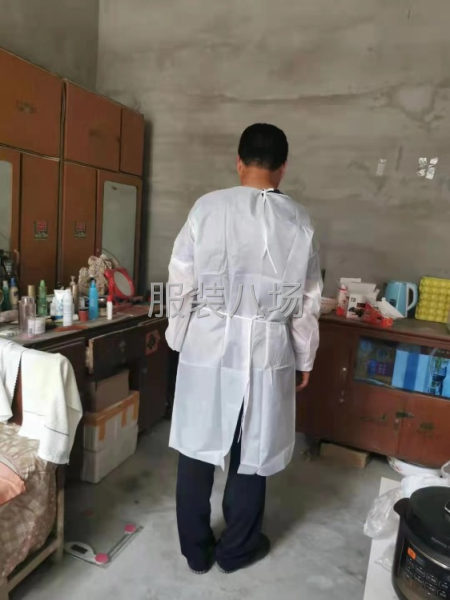 低价出售白色反穿衣，8万件价格美丽，中介众筹，有能做的联系，-第1张图片