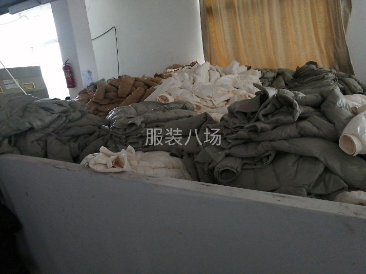 招服装临时打扣的-第3张图片