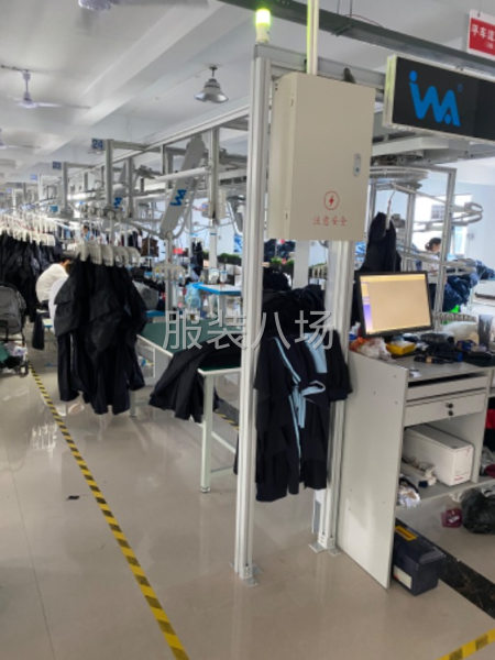 大量承接企事业单位工作服、西服、羽绒服校服，量大从优!-第2张图片