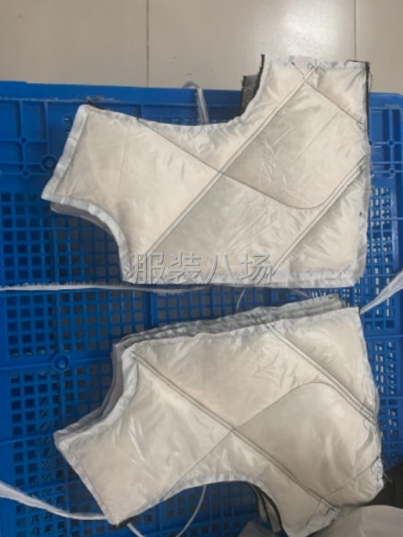 承接羽绒服模版绗线，机绗棉-第1张图片