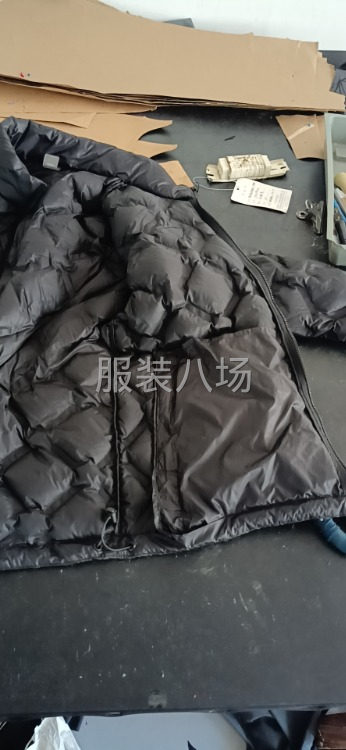 招臨時(shí)平車工做輕薄羽絨服后道-第2張圖片