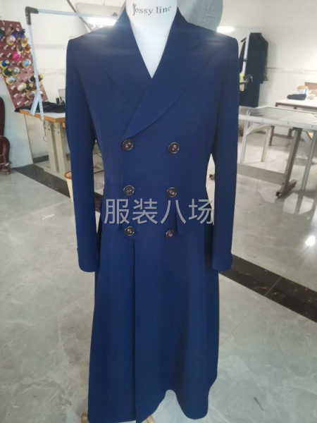 定制男女西服-第9张图片