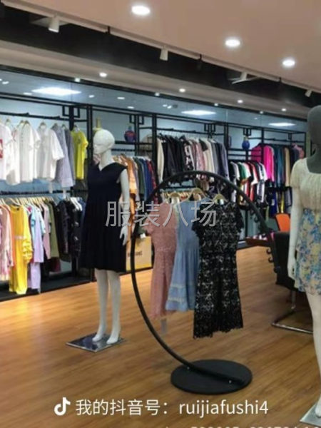 想开发新款服装又不想请设计师的老板看过来！看过来
全国/公司-第3张图片