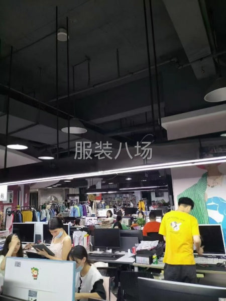 专注原创服装设计新款开发-第2张图片